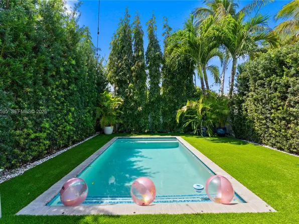 2420 SW 16th Ct #2420, Miami, FL 33145