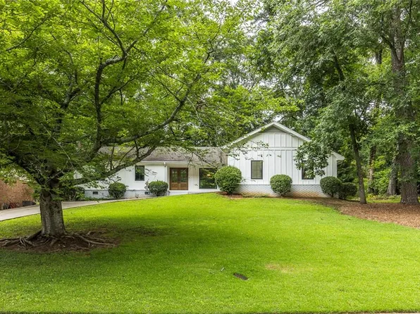 2364 Sandell Dr, Atlanta, GA 30338