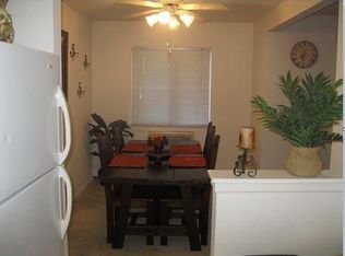 918 Ridge Sq APT 104, Elk Grove Village, IL 60007