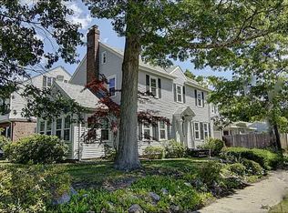 198 Laurel Ave, Providence, RI 02906