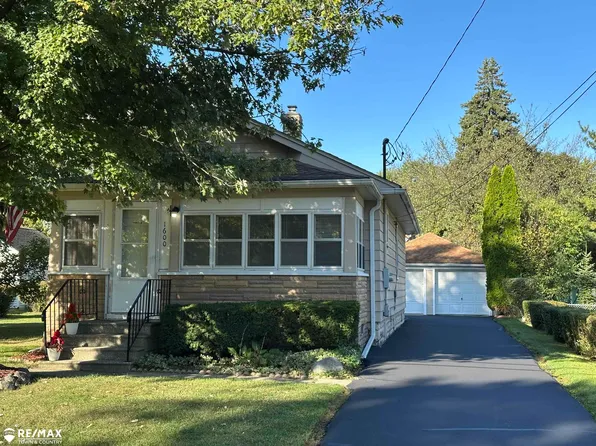 1600 Houran St, Flint, MI 48532