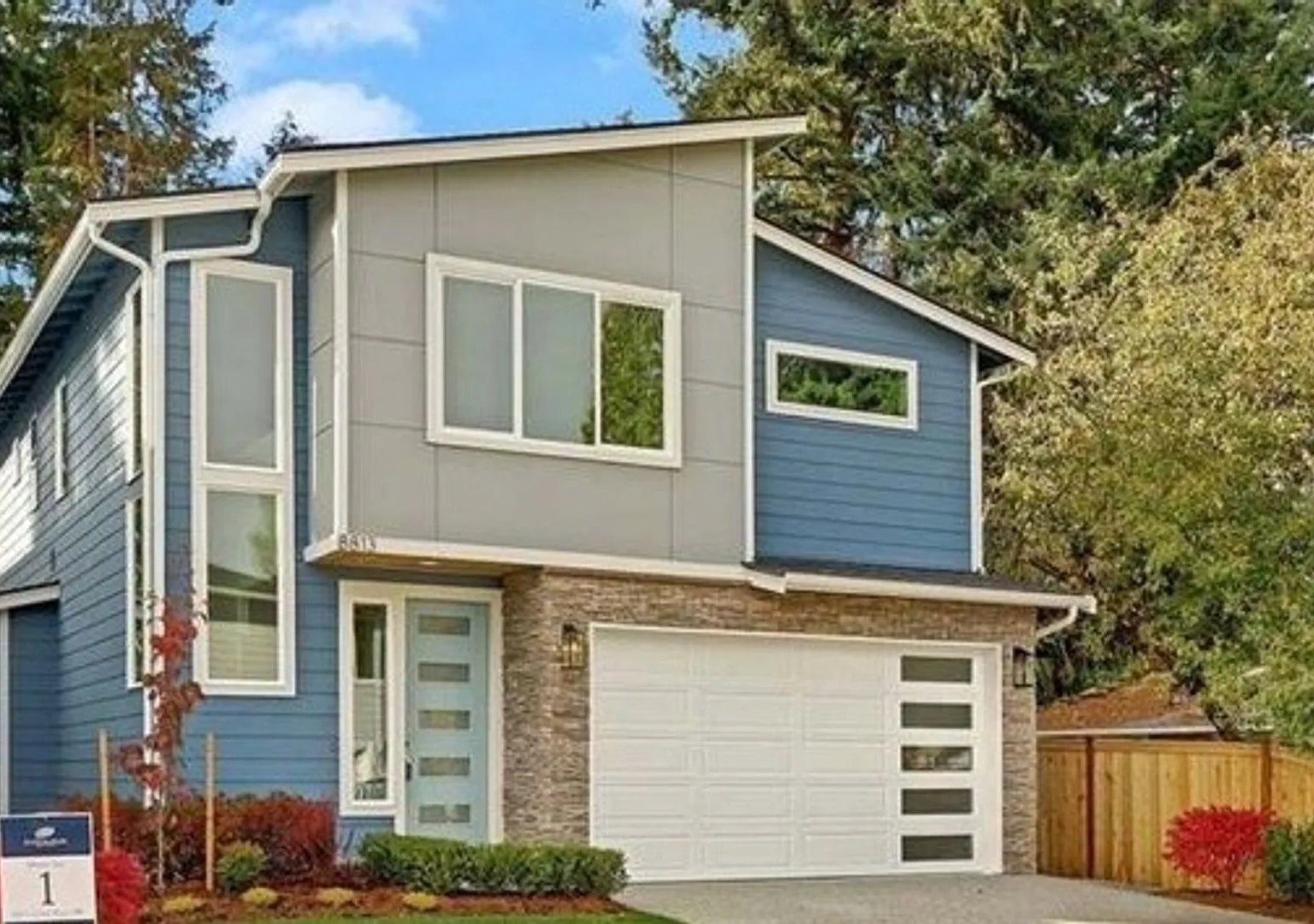 3 bed, 2303 sqft, $4,500 — Photo 1