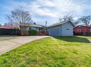 102 Herrington Dr, Auburn, CA 95603