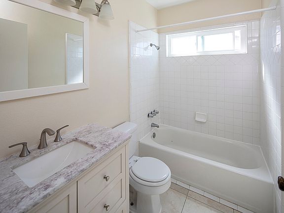 5th image of 1671 Chalcedony St APT 7
