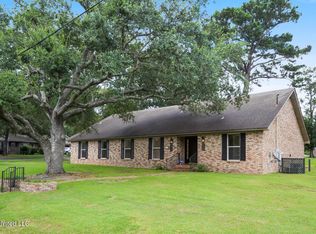 8920 Kipapa Way, Diamondhead, MS 39525