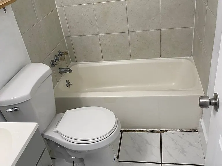 1341 W Point Dr #7 — Photo 11