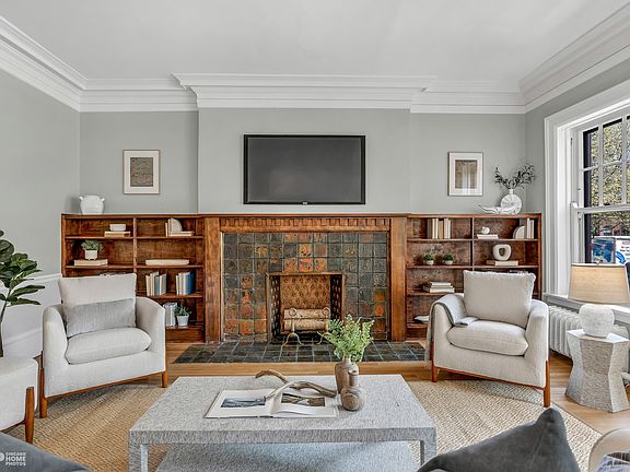 5th image of 5436 S Hyde Park Blvd #1S