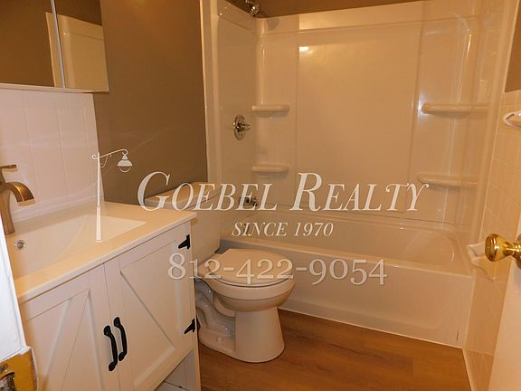 2nd image of 2626 Lincoln Ave #2626
