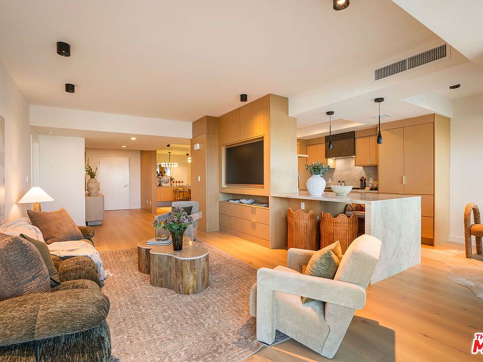 1st image of 13600 Marina Pointe Dr Unit 604