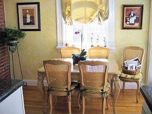 Dining :: 1819 Lyon