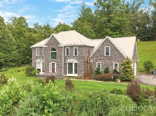 235 Petersburg View Dr, Marshall, NC 28753