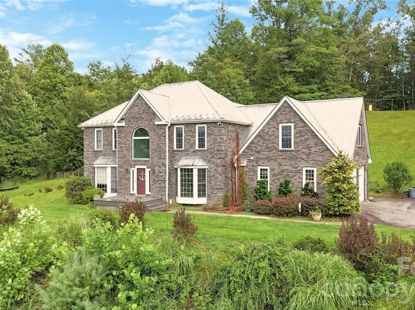235 Petersburg View Dr, Marshall, NC 28753