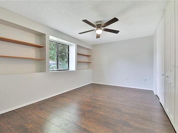 5th image of 7774 Murcott Cir