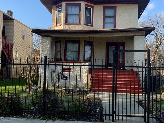 2nd image of 706 N Long Ave