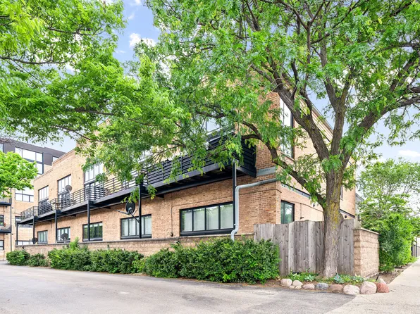 2620 N Clybourn Ave APT 101, Chicago, IL 60614