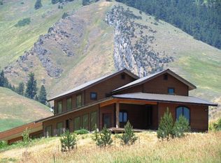 152 E Shingle Creek Rd, Riggins, ID 83549
