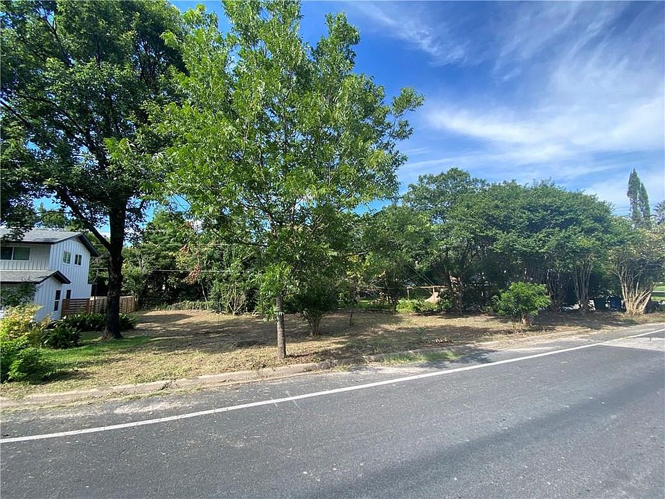 2nd image of 300-2 Lightsey Rd
