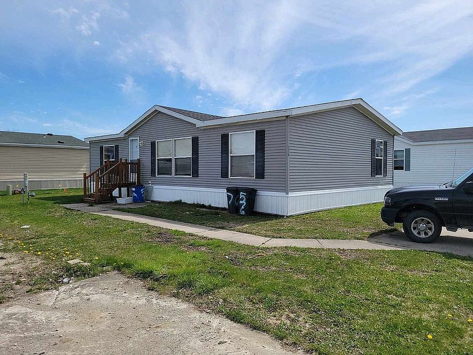 1st image of 576 Cypress Dr