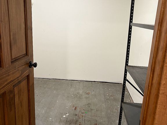 3rd image of 119 N 6th St