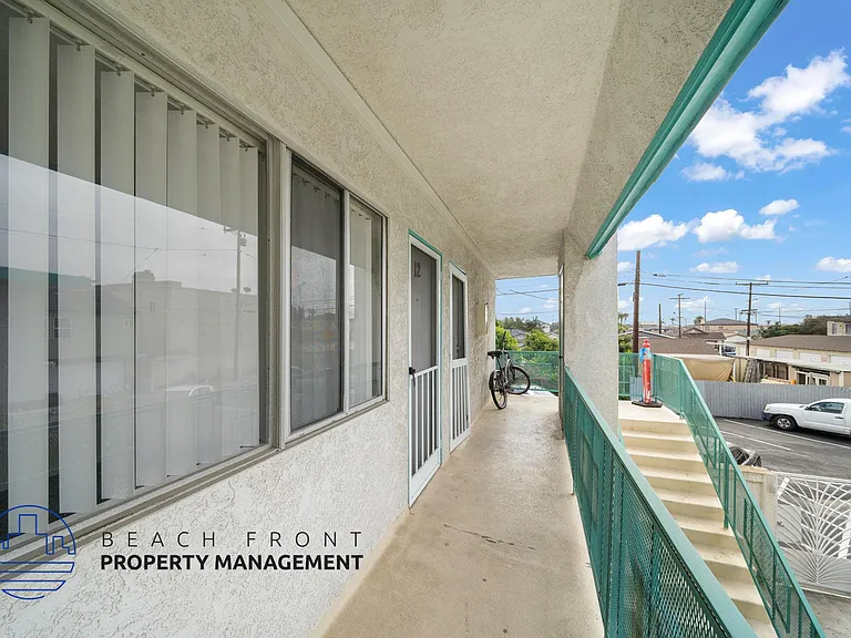 12318 Birch Ave. — Photo 15