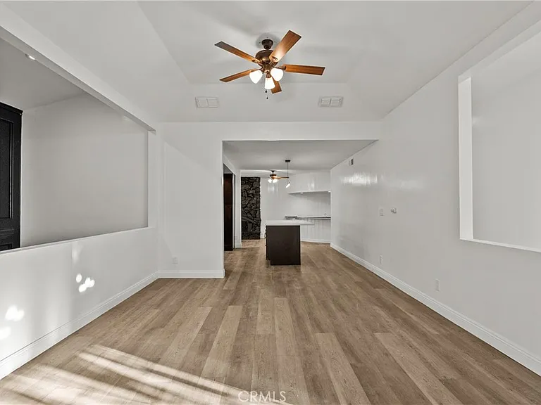 9724 Bothwell Rd — Photo 15