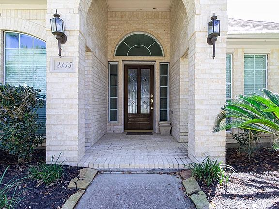 4th image of 2355 Golden Shores Ln