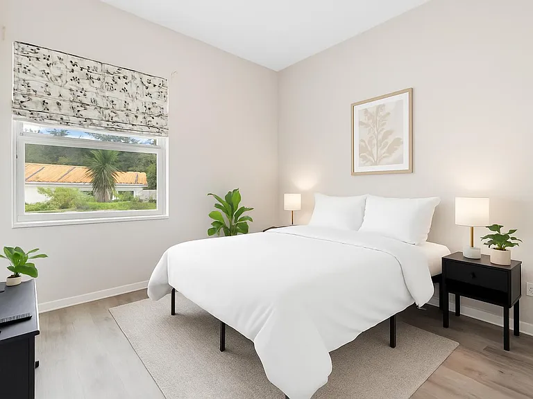 Beggs Rd — Photo 1