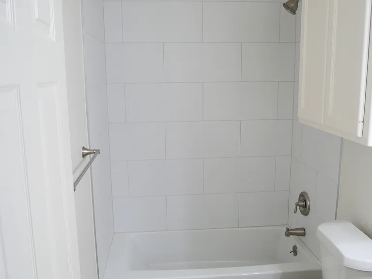 503 Gateway Pkwy #5 — Photo 18