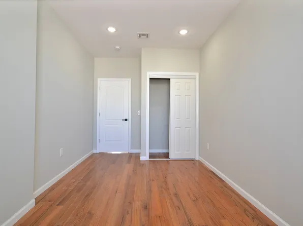 222 69th Street image 3 of 12