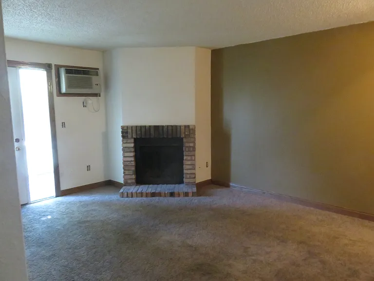 2401 20th Ave S #201 — Photo 1