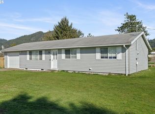 155 Vista Dr, Tillamook, OR 97141