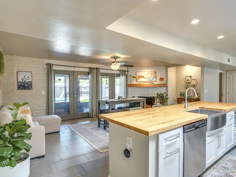 7621 E Waverly St — Photo 10
