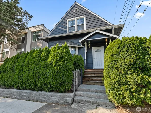 1310 NE 52nd Street, Seattle, WA 98105