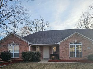 3114 Ozark Dr, Bryant, AR 72022