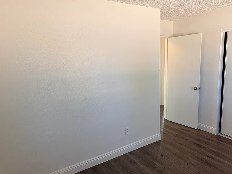 18765 Juniper St — Photo 15