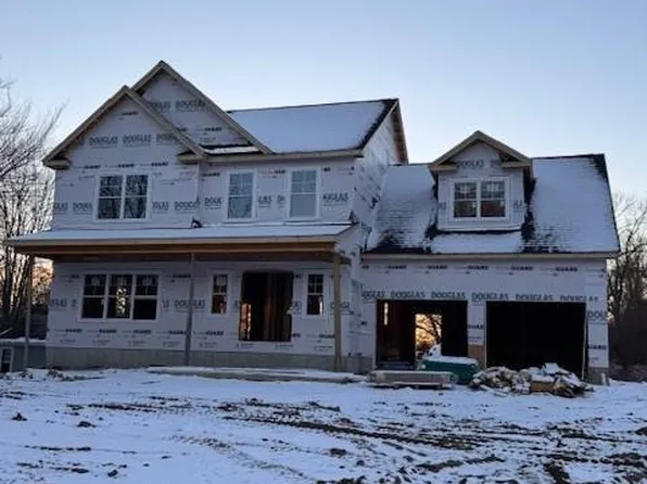 1450 Old Louisquisett Pike, Lincoln, RI 02865