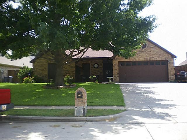 1st image of 408 Sandra Dr
