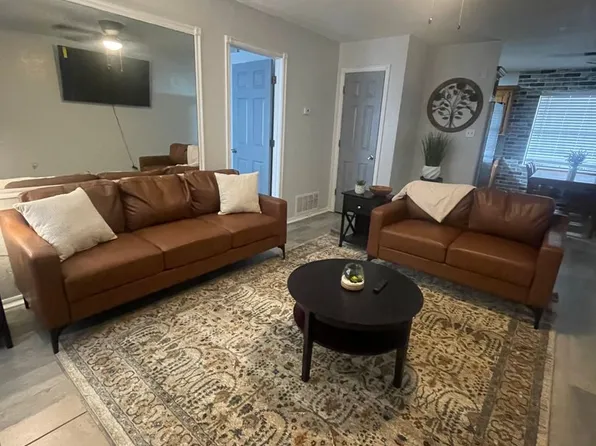 Terra Bella Properties, 4033 NW Ozmun Ave APT D, Lawton, OK 73505