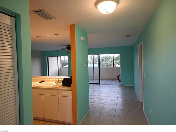 4th image of 7012 Constitution Blvd #206