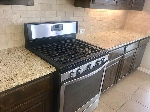 2nd image of 1704 Willard Dr
