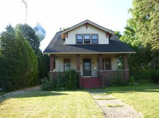 100 W Henry St, Saline, MI 48176