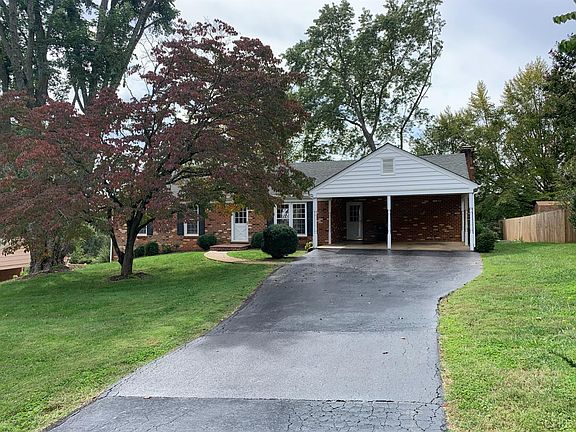 2nd image of 105 Buckingham Dr