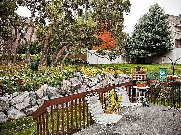 3rd image of 12422 S Bear Creek Cir