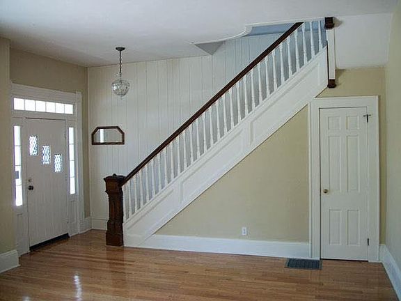 5th image of 724 Broadway St
