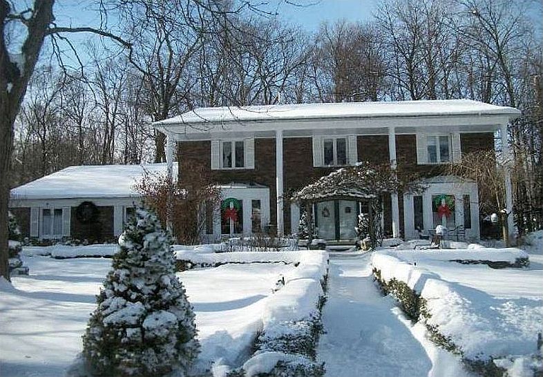 1st image of 21481 Woodfarm Dr
