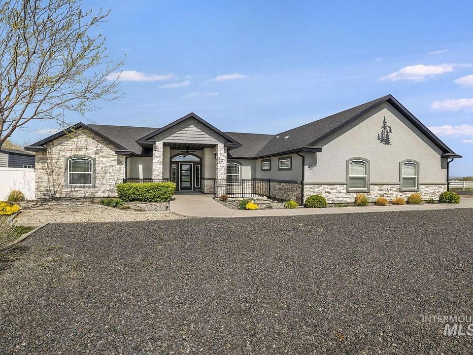 1st image of 3847 N Glasswing Dr