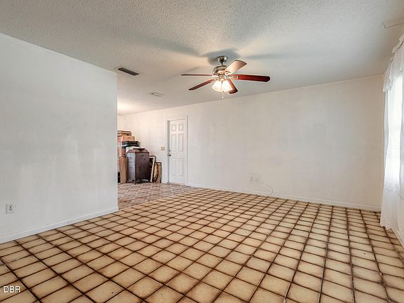 4th image of 2629 Umbrella Tree Dr