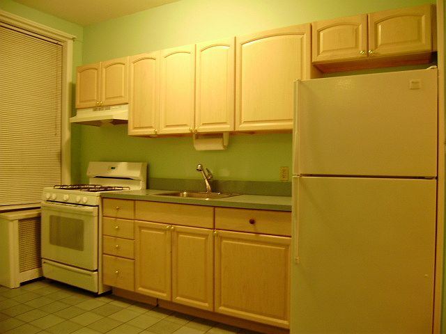 1st image of 2314 1st Ave APT 2