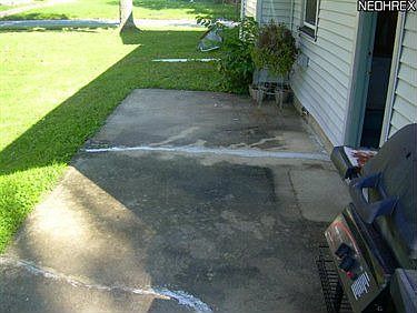 4th image of 212 Greeley Ln