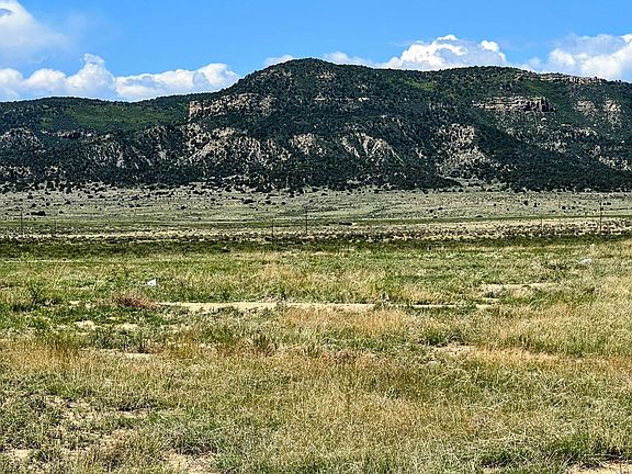 3rd image of 23050 Ridge Rd